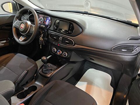 2024 Benzin Manuel Fiat Egea Beyaz Gürel Tasarım Aksesuar Otomotiv San. Tic. Ltd. Şti.