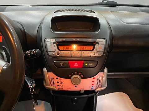 2013 Benzin Otomatik Citroen C1 Kırmızı Gürel Tasarım Aksesuar Otomotiv San. Tic. Ltd. Şti.