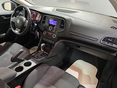 2022 Benzin Otomatik Renault Megane Gri Gürel Tasarım Aksesuar Otomotiv San. Tic. Ltd. Şti.
