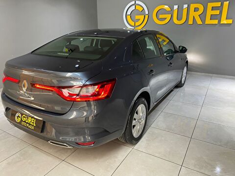 2022 Benzin Otomatik Renault Megane Gri Gürel Tasarım Aksesuar Otomotiv San. Tic. Ltd. Şti.
