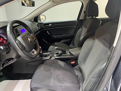 2022 Benzin Otomatik Renault Megane Gri Gürel Tasarım Aksesuar Otomotiv San. Tic. Ltd. Şti.