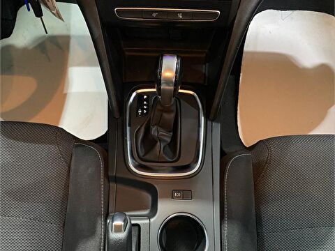 2022 Benzin Otomatik Renault Megane Gri Gürel Tasarım Aksesuar Otomotiv San. Tic. Ltd. Şti.
