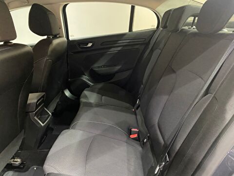 2022 Benzin Otomatik Renault Megane Gri Gürel Tasarım Aksesuar Otomotiv San. Tic. Ltd. Şti.