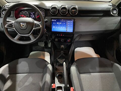 2022 Benzin Otomatik Dacia Duster Beyaz Gürel Tasarım Aksesuar Otomotiv San. Tic. Ltd. Şti.