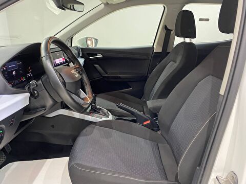 2024 Benzin Otomatik Seat Arona Beyaz Gürel Tasarım Aksesuar Otomotiv San. Tic. Ltd. Şti.