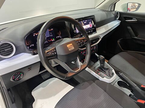 2024 Benzin Otomatik Seat Arona Beyaz Gürel Tasarım Aksesuar Otomotiv San. Tic. Ltd. Şti.