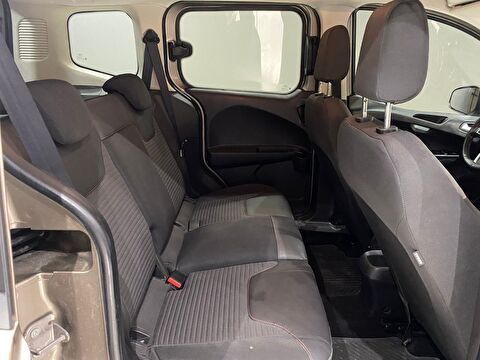 2022 Dizel Manuel Ford Tourneo Courier Gri Gürel Tasarım Aksesuar Otomotiv San. Tic. Ltd. Şti.