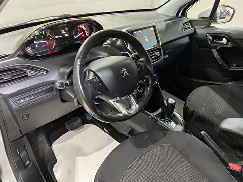 2017 Benzin Otomatik Peugeot 208 Beyaz Gürel Tasarım Aksesuar Otomotiv San. Tic. Ltd. Şti.