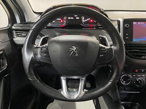 2017 Benzin Otomatik Peugeot 208 Beyaz Gürel Tasarım Aksesuar Otomotiv San. Tic. Ltd. Şti.