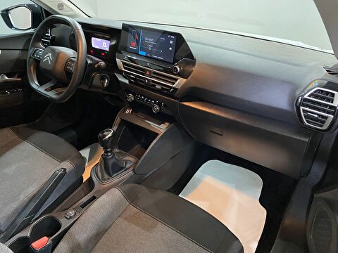 2022 Benzin Manuel Citroen C4 Beyaz Gürel Tasarım Aksesuar Otomotiv San. Tic. Ltd. Şti.