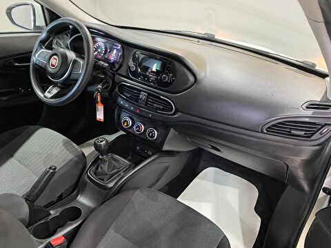 2021 Dizel Manuel Fiat Egea Beyaz Gürel Tasarım Aksesuar Otomotiv San. Tic. Ltd. Şti.