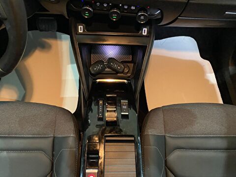 2023 Benzin Otomatik Citroen C4 Beyaz Gürel Tasarım Aksesuar Otomotiv San. Tic. Ltd. Şti.