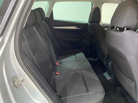 2022 Benzin Otomatik Skoda Karoq Gri Gürel Tasarım Aksesuar Otomotiv San. Tic. Ltd. Şti.