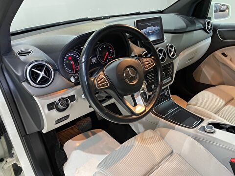 2016 Dizel Otomatik Mercedes-Benz B Beyaz Gürel Tasarım Aksesuar Otomotiv San. Tic. Ltd. Şti.