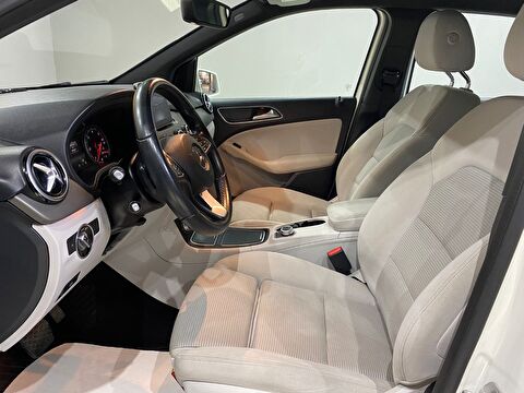 2016 Dizel Otomatik Mercedes-Benz B Beyaz Gürel Tasarım Aksesuar Otomotiv San. Tic. Ltd. Şti.