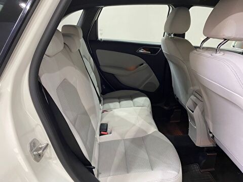 2016 Dizel Otomatik Mercedes-Benz B Beyaz Gürel Tasarım Aksesuar Otomotiv San. Tic. Ltd. Şti.