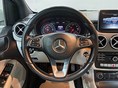 2016 Dizel Otomatik Mercedes-Benz B Beyaz Gürel Tasarım Aksesuar Otomotiv San. Tic. Ltd. Şti.