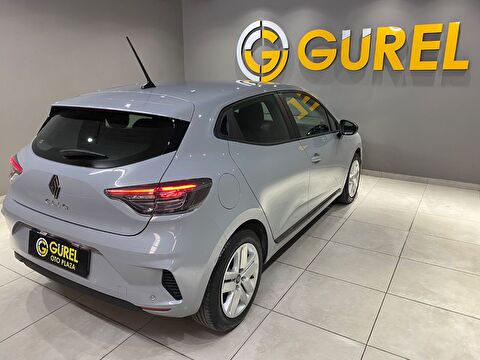 2026 Benzin Otomatik Renault Clio Gri Gürel Tasarım Aksesuar Otomotiv San. Tic. Ltd. Şti.