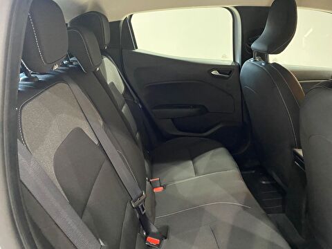2026 Benzin Otomatik Renault Clio Gri Gürel Tasarım Aksesuar Otomotiv San. Tic. Ltd. Şti.