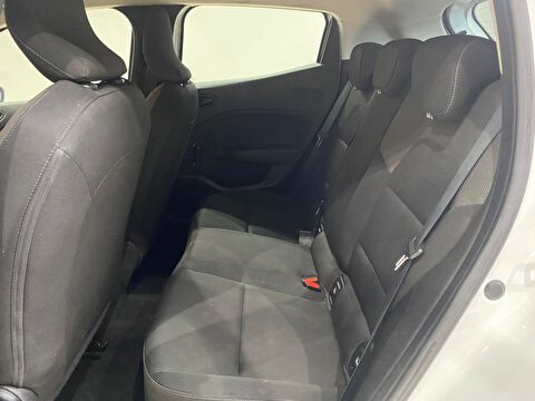 2022 Benzin Otomatik Renault Clio Beyaz Gürel Tasarım Aksesuar Otomotiv San. Tic. Ltd. Şti.