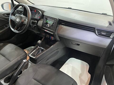 2022 Benzin Otomatik Renault Clio Beyaz Gürel Tasarım Aksesuar Otomotiv San. Tic. Ltd. Şti.