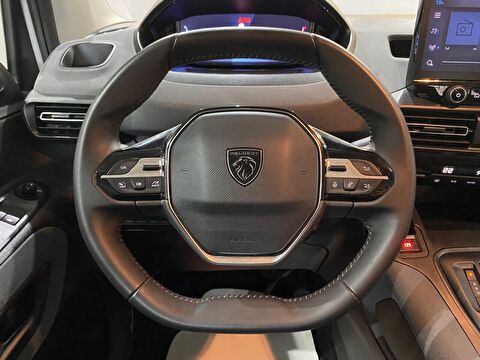 2025 Dizel Otomatik Peugeot Rifter Beyaz Gürel Tasarım Aksesuar Otomotiv San. Tic. Ltd. Şti.