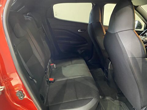 2024 Benzin Otomatik Nissan Juke Kırmızı Gürel Tasarım Aksesuar Otomotiv San. Tic. Ltd. Şti.