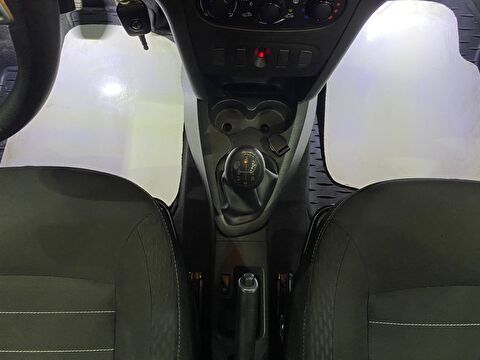 2020 Benzin Manuel Renault Symbol Beyaz Gürel Tasarım Aksesuar Otomotiv San. Tic. Ltd. Şti.