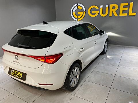 2024 MHEV Otomatik Seat Leon Beyaz Gürel Tasarım Aksesuar Otomotiv San. Tic. Ltd. Şti.