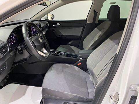 2024 MHEV Otomatik Seat Leon Beyaz Gürel Tasarım Aksesuar Otomotiv San. Tic. Ltd. Şti.