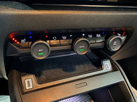 2024 Benzin Otomatik Citroen C4 X  Beyaz Gürel Tasarım Aksesuar Otomotiv San. Tic. Ltd. Şti.