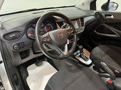2022 Benzin Otomatik Opel Crossland Beyaz Gürel Tasarım Aksesuar Otomotiv San. Tic. Ltd. Şti.