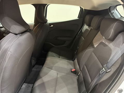 2026 Benzin Otomatik Renault Clio Gri Gürel Tasarım Aksesuar Otomotiv San. Tic. Ltd. Şti.