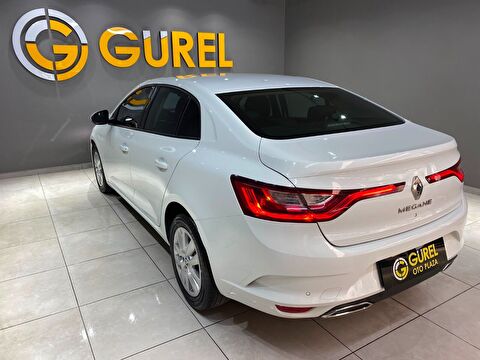 2024 Benzin Otomatik Renault Megane Beyaz Gürel Tasarım Aksesuar Otomotiv San. Tic. Ltd. Şti.