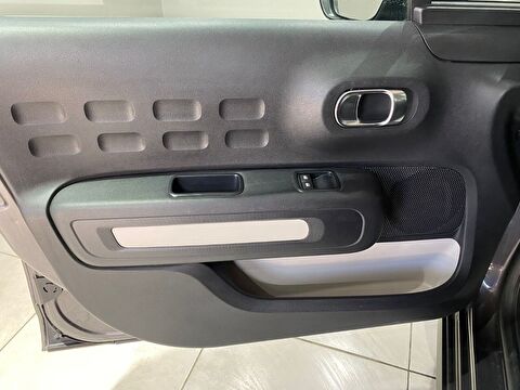 2024 Benzin Otomatik Citroen C3 Gri Gürel Tasarım Aksesuar Otomotiv San. Tic. Ltd. Şti.
