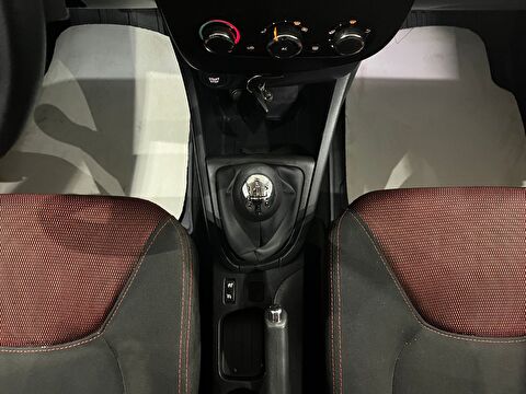 2013 Benzin Manuel Renault Clio Beyaz Gürel Tasarım Aksesuar Otomotiv San. Tic. Ltd. Şti.