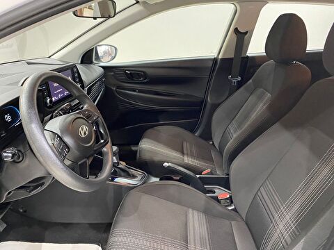 2024 Benzin Otomatik Hyundai i20 Beyaz Gürel Tasarım Aksesuar Otomotiv San. Tic. Ltd. Şti.