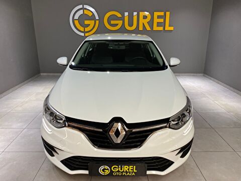 2022 Benzin Otomatik Renault Megane Beyaz Gürel Tasarım Aksesuar Otomotiv San. Tic. Ltd. Şti.