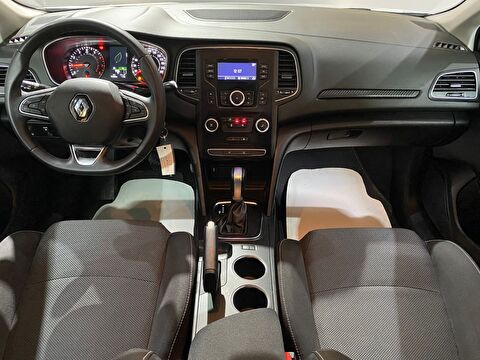 2022 Benzin Otomatik Renault Megane Beyaz Gürel Tasarım Aksesuar Otomotiv San. Tic. Ltd. Şti.