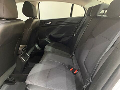 2022 Benzin Otomatik Renault Megane Beyaz Gürel Tasarım Aksesuar Otomotiv San. Tic. Ltd. Şti.
