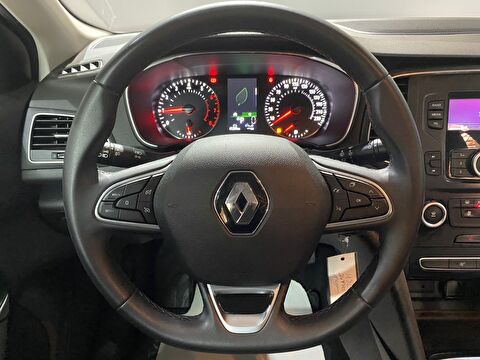 2022 Benzin Otomatik Renault Megane Beyaz Gürel Tasarım Aksesuar Otomotiv San. Tic. Ltd. Şti.
