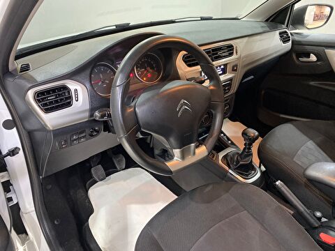 TaksitliOto.Net | 2.El Citroen C-Elysee Sedan 1.5 BlueHDI Feel | Manuel & Dizel | Beyaz | İzmir.2el 2022 Dizel Manuel Citroen C-Elysee Beyaz Gürel Tasarım Aksesuar Otomotiv San. Tic. Ltd. Şti.