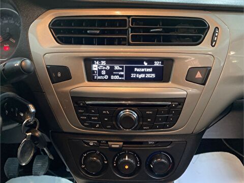 TaksitliOto.Net | 2.El Citroen C-Elysee Sedan 1.5 BlueHDI Feel | Manuel & Dizel | Beyaz | İzmir.2el 2022 Dizel Manuel Citroen C-Elysee Beyaz Gürel Tasarım Aksesuar Otomotiv San. Tic. Ltd. Şti.