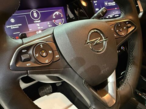 2024 Benzin Otomatik Opel Grandland Gümüş Gri Gürel Tasarım Aksesuar Otomotiv San. Tic. Ltd. Şti.