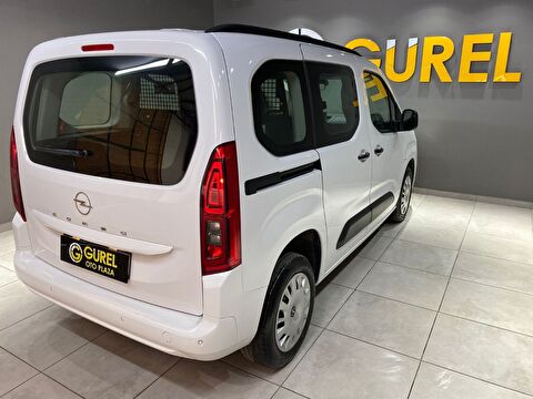 2026 Dizel Otomatik Opel Combo Beyaz Gürel Tasarım Aksesuar Otomotiv San. Tic. Ltd. Şti.