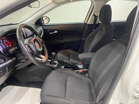 2019 Dizel Manuel Fiat Egea Beyaz Gürel Tasarım Aksesuar Otomotiv San. Tic. Ltd. Şti.