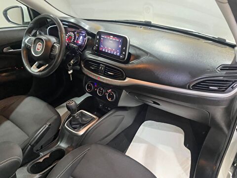 2019 Dizel Manuel Fiat Egea Beyaz Gürel Tasarım Aksesuar Otomotiv San. Tic. Ltd. Şti.