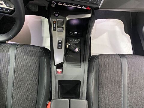 2024 Benzin Otomatik Peugeot 408 Siyah Gürel Tasarım Aksesuar Otomotiv San. Tic. Ltd. Şti.