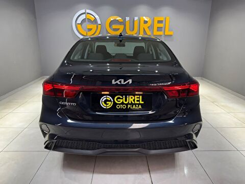 2023 Benzin Otomatik Kia Cerato Mavi Gürel Tasarım Aksesuar Otomotiv San. Tic. Ltd. Şti.