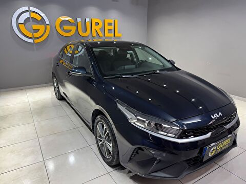 2023 Benzin Otomatik Kia Cerato Mavi Gürel Tasarım Aksesuar Otomotiv San. Tic. Ltd. Şti.
